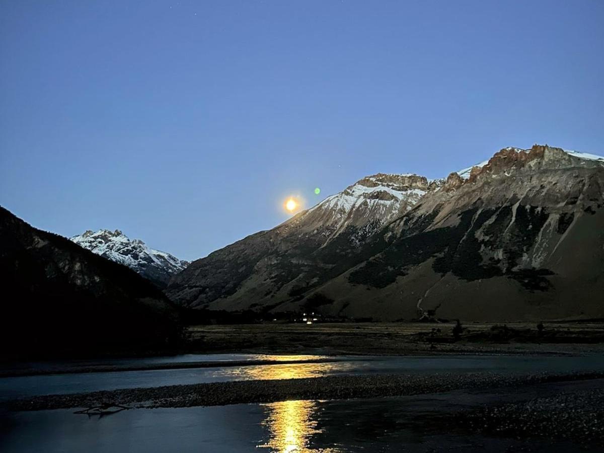 Camping Rio De Las Vueltas El Chalten Exteriér fotografie