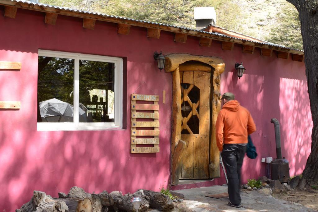 Camping Rio De Las Vueltas El Chalten Exteriér fotografie